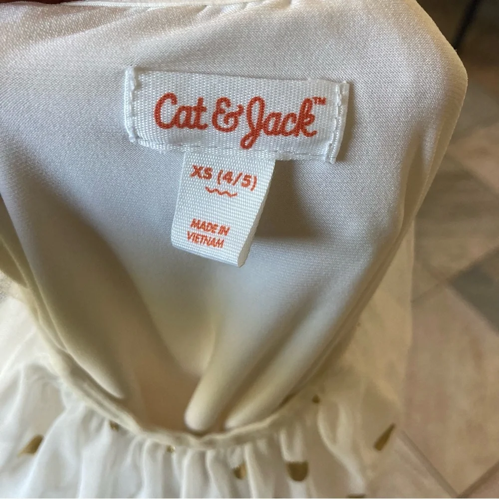 Cat & Jack cream with gold polka dots sheer sleeve dress VGUC size XS 4/5